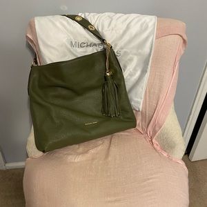 Michael Kors olive green soho bag